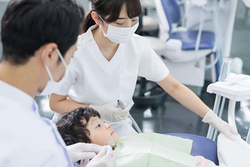 適切な予防と歯科治療でお子様の健全な成長をサポート